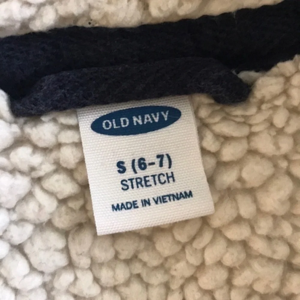 Old Navy Sherpa Hoodie Size S(6-7) Grey Color